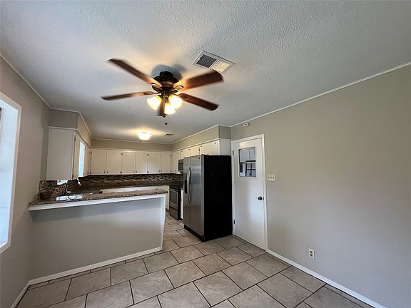 3rd image of 3924 Wickersham St #3924