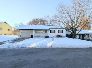 305 Mary St, Washington, IL 61571