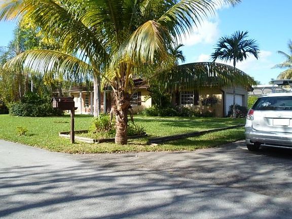 4th image of 8325 SW 169th Ter