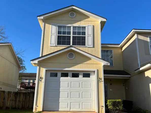 137 Woodberry Dr, Enterprise, AL 36330