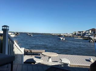86 Howard Dr, Manahawkin, NJ