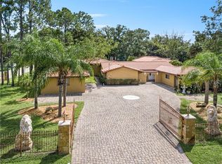 8307 Beasley Rd, Tampa, FL 33615