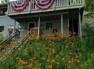 15 Rainbow Ct, Topsham, ME 04086