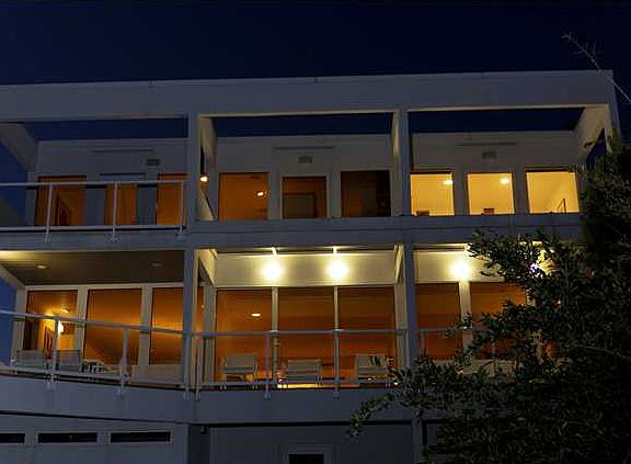 2nd image of 1062 Harbor Ln