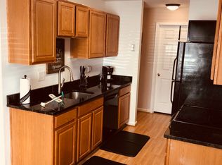 8393 Buttress Ln APT 204, Manassas, VA 20110