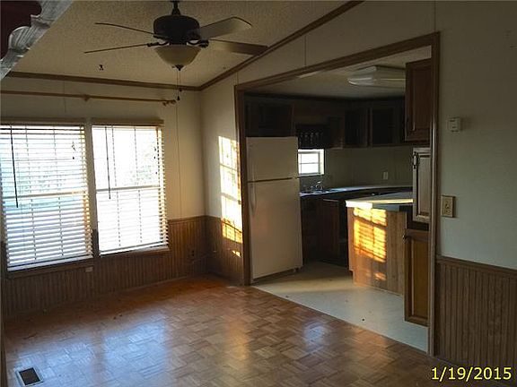 3rd image of 208 2nd St