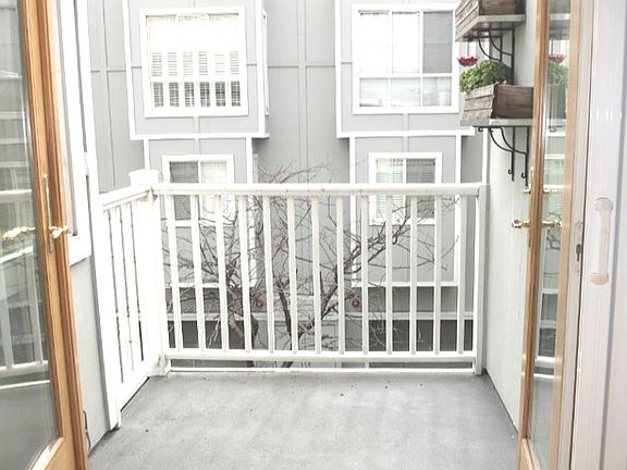 5th image of 155 Shipley St