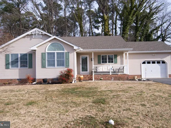 3 Holly Ter, Cambridge, MD 21613