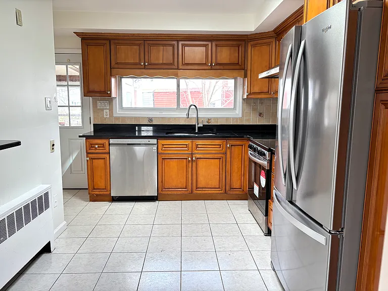 21 Teibrook Ave — Photo 3