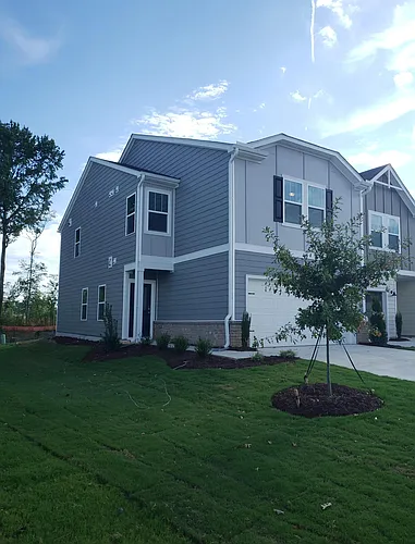 244 Brook Farm Ln Photo 1