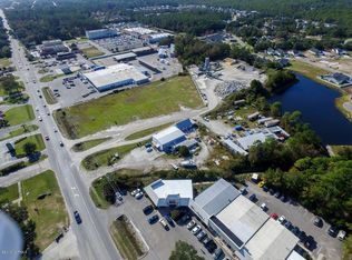 1625 N Howe St, Southport, NC 28461
