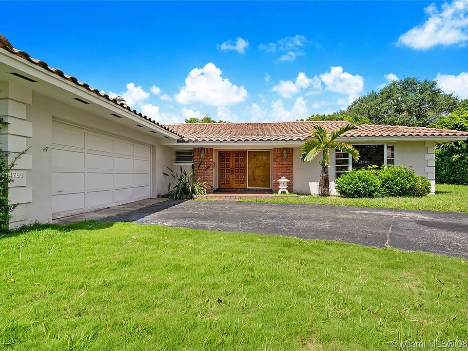 2nd image of 15320 SW 86th Ave