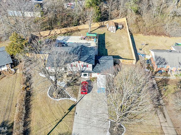 4th image of 7517 NW Granda Dr
