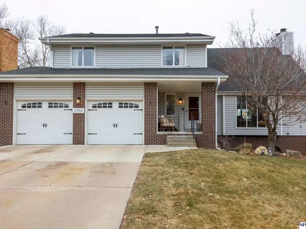 2703 Sheridan Rd, Bellevue, NE 68123
