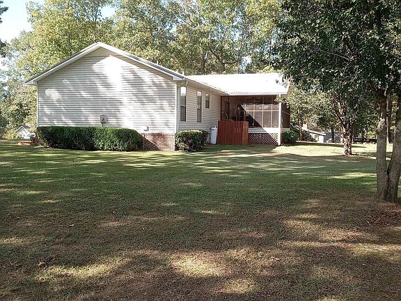 2nd image of 220 Huntingridge Dr