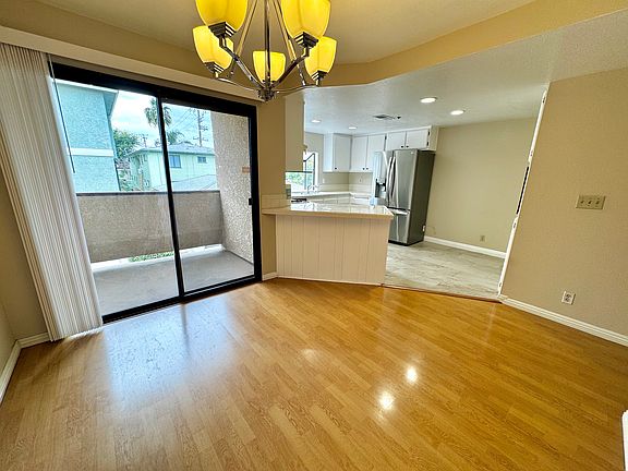 4th image of 310 W Woodward Ave APT B