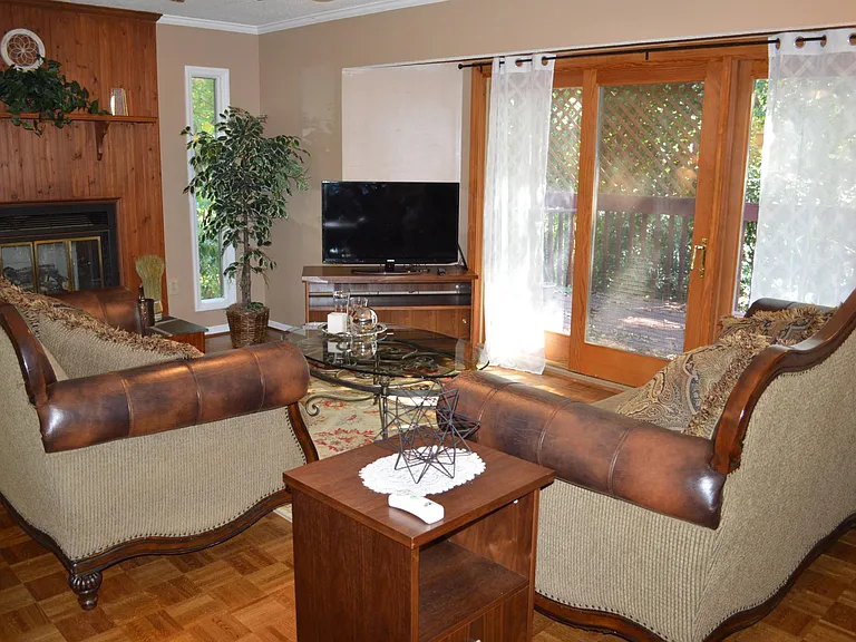 4167 Greenview Ct — Photo 30
