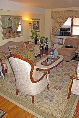 Sold by Bellmarc Realty | media 4