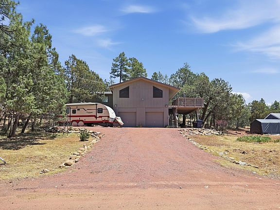3rd image of 3233 N Pinewood Dr