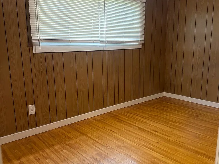 106 Hoover Dr — Photo 11