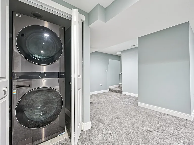 6547 S Langley Ave — Photo 19