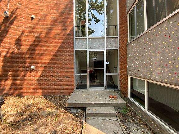 2nd image of 1406 Bass Ave APT 1B