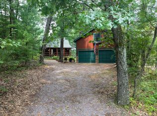 E10772 Busse LANE, Baraboo, WI 53913