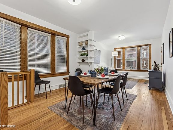 3rd image of 4837 N Claremont Ave