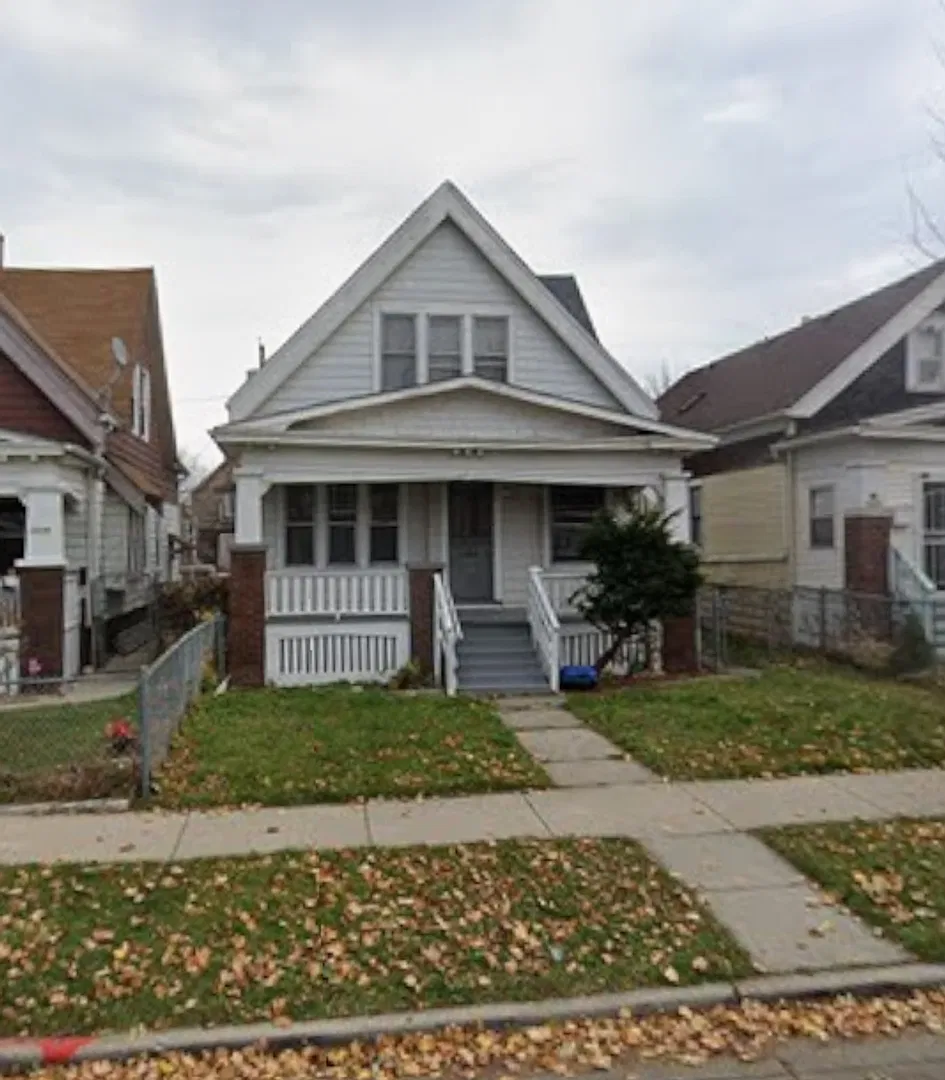 3BR Single Family Home in Milwaukee, WI — Photo 1