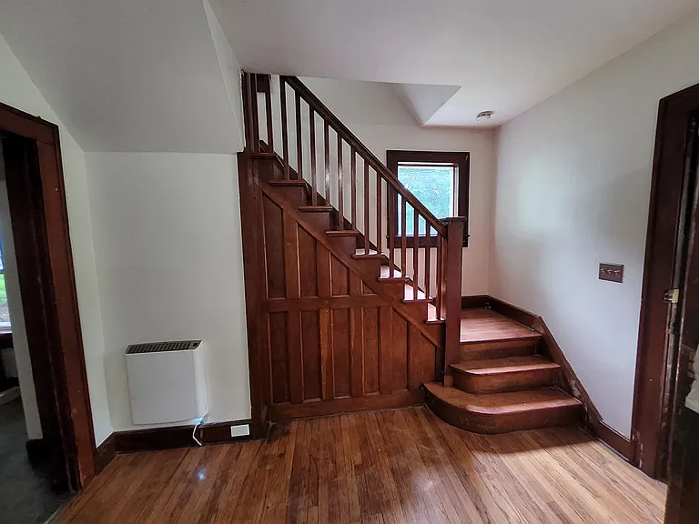 154 Orange Ave — Photo 4