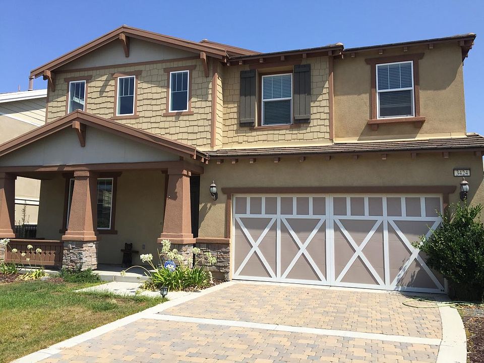 4 bdr. 3 bath, house