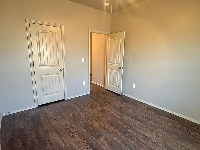 11214 Coachmans Rd — Photo 9