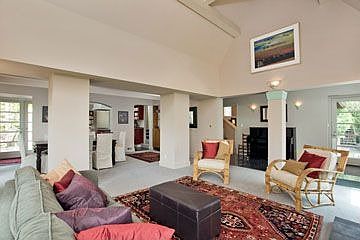 Great spaces and great flow