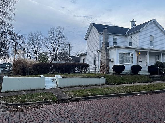 3rd image of 1219 McConnell Ave
