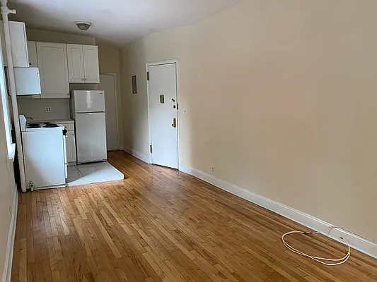 Rented by Bauman Realty Group | media 4