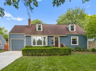 3302 W 71st Ter, Prairie Village, KS 66208