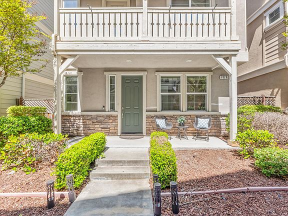 2nd image of 7029 N Mariposa Ln