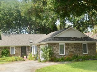 880 Kittiwake Ln, Murrells Inlet, SC 29576