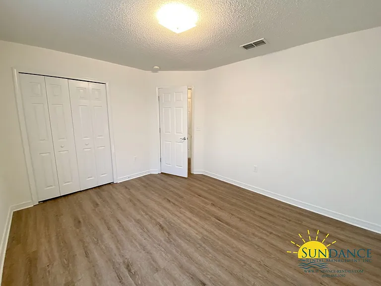 217 Limestone Cir — Photo 10