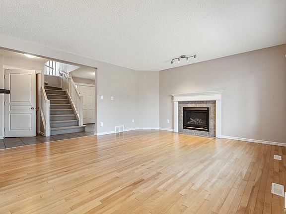 5th image of 1070 McKinney Grn NW