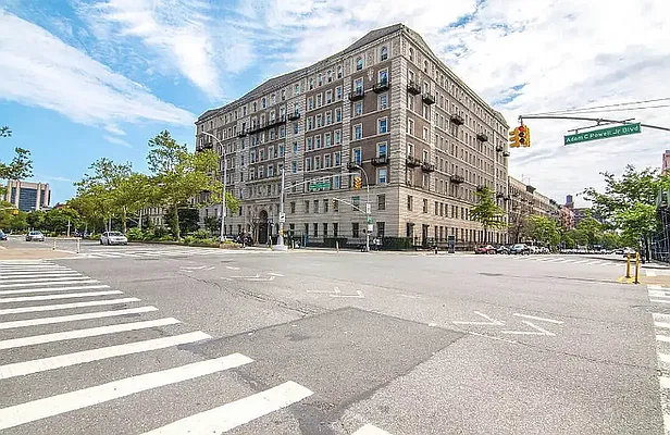 Rented by New York Residence | media 28