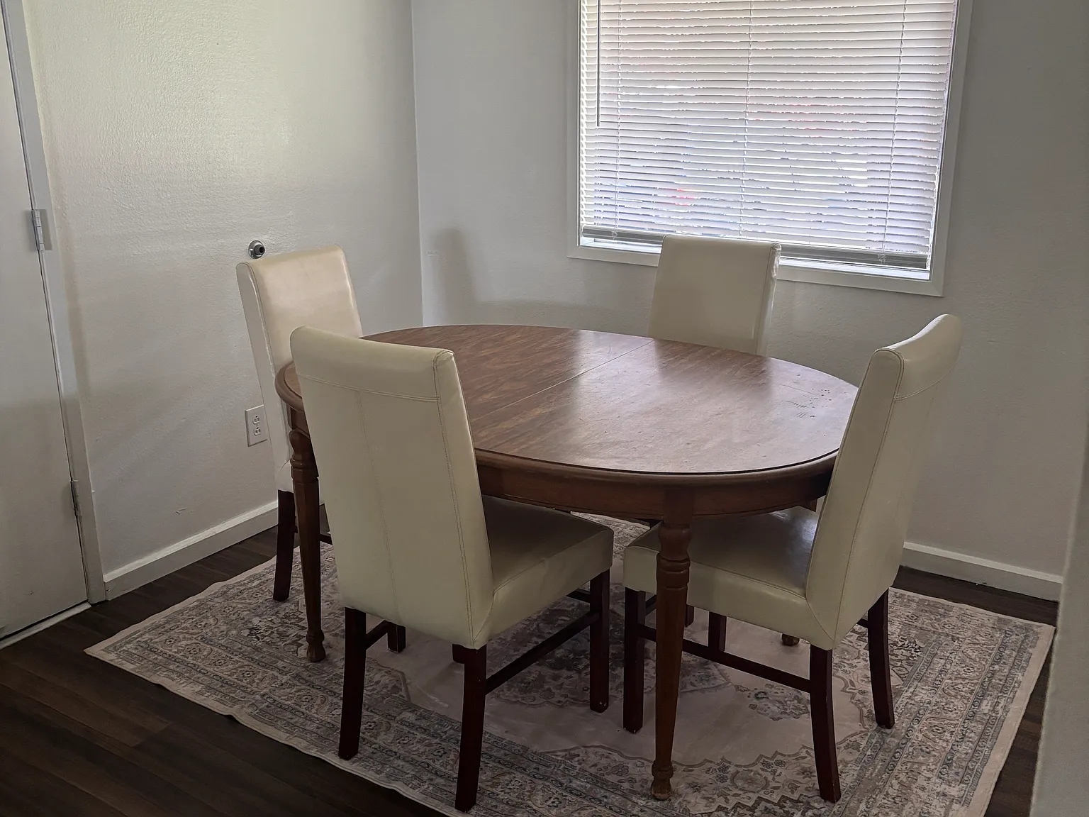 3 bed, 1008 sqft, $650 — Photo 4