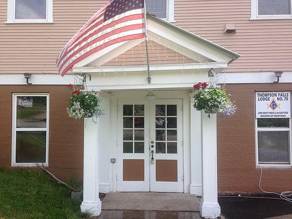 5th image of 214 N Columbia St