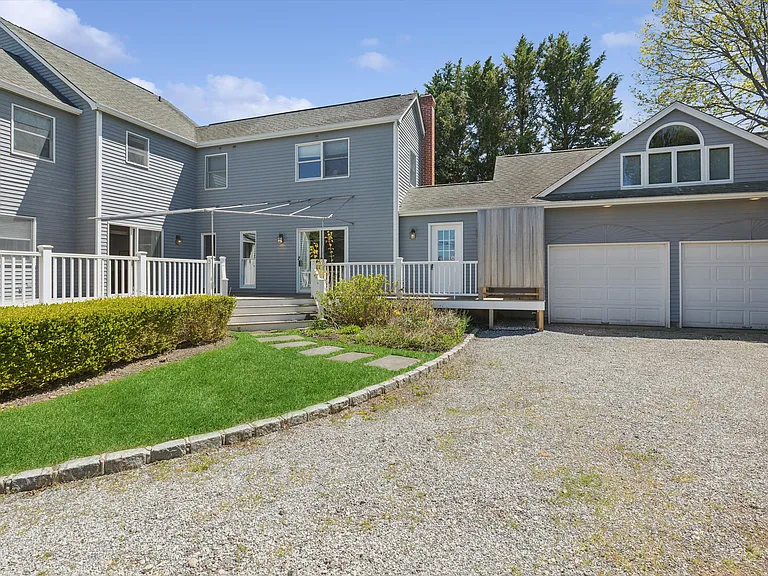 145 Sterling St — Photo 27