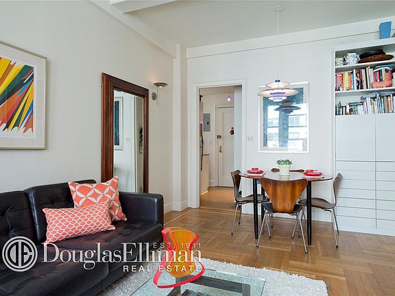 2nd image of 20 W 72nd St #708