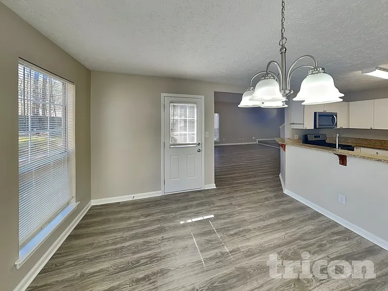 55 Braelinn Creek Ct — Photo 5