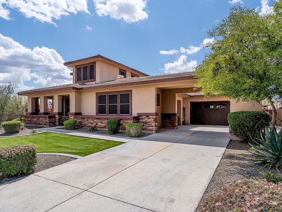 1st image of 31248 N 133rd Ln