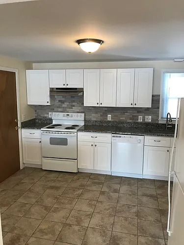 177 Crescent St Photo 1