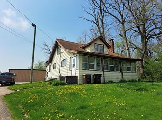 2271 W Galena Ave, Freeport, IL 61032