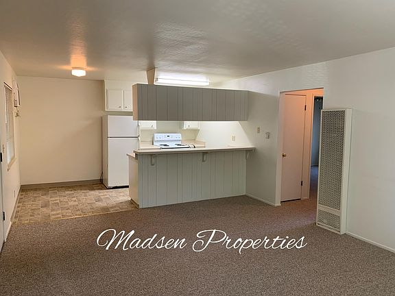 3rd image of 193 E 1st Ave #6